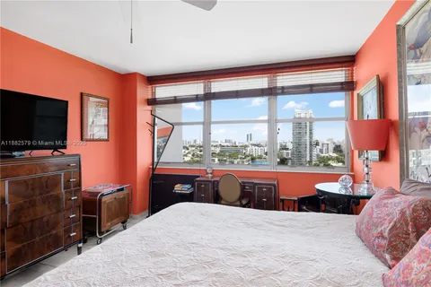 $890,000 | 3 Island Avenue, Unit 15C, Miami Beach, FL 33139