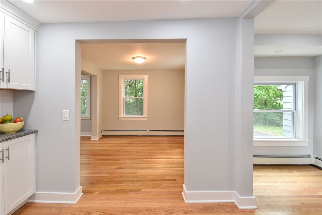50 Loring Road Warwick, RI 02889 - Photo 15 of 48