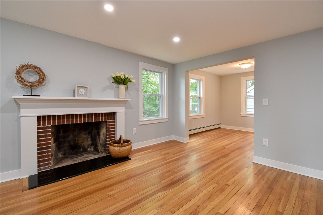 50 Loring Road Warwick, RI 02889 - Photo 17 of 48
