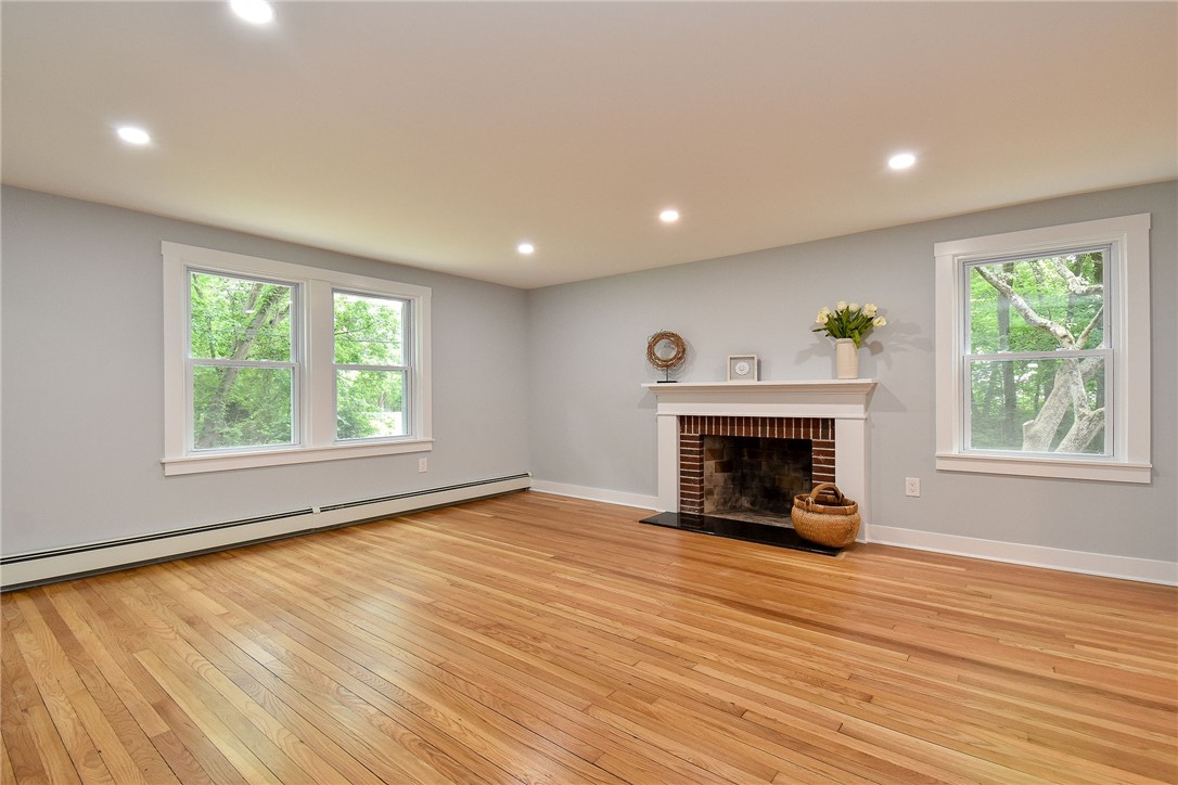 50 Loring Road Warwick, RI 02889 - Photo 19 of 48