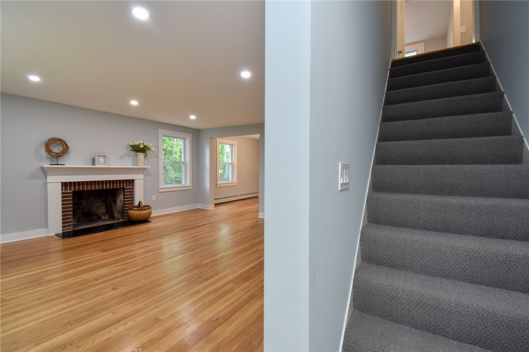 50 Loring Road Warwick, RI 02889 - Photo 31 of 48