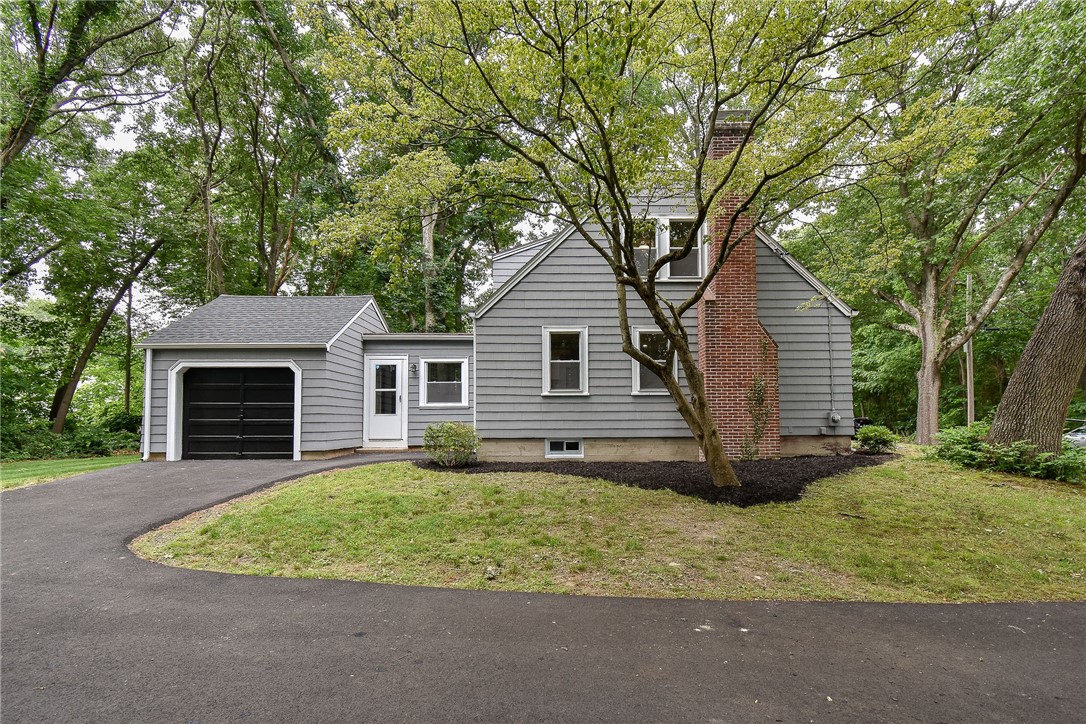 50 Loring Road Warwick, RI 02889 - Photo 6 of 48