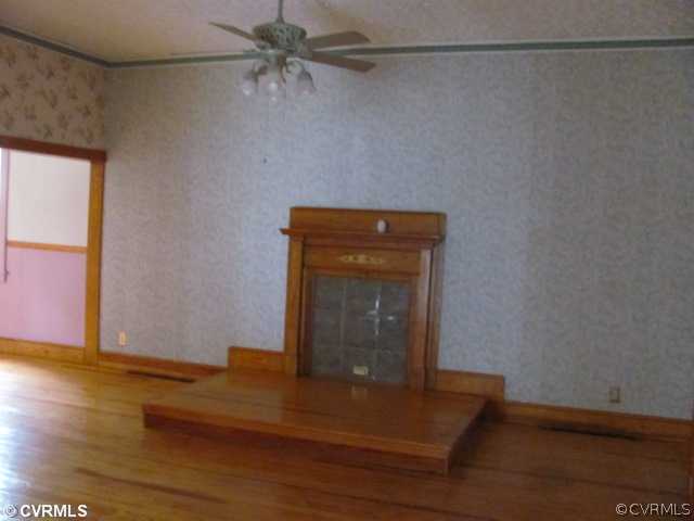 7823 Sandy Ridge Road Hopewell, VA 23860 - Photo 3 of 11 Gallery Image 3