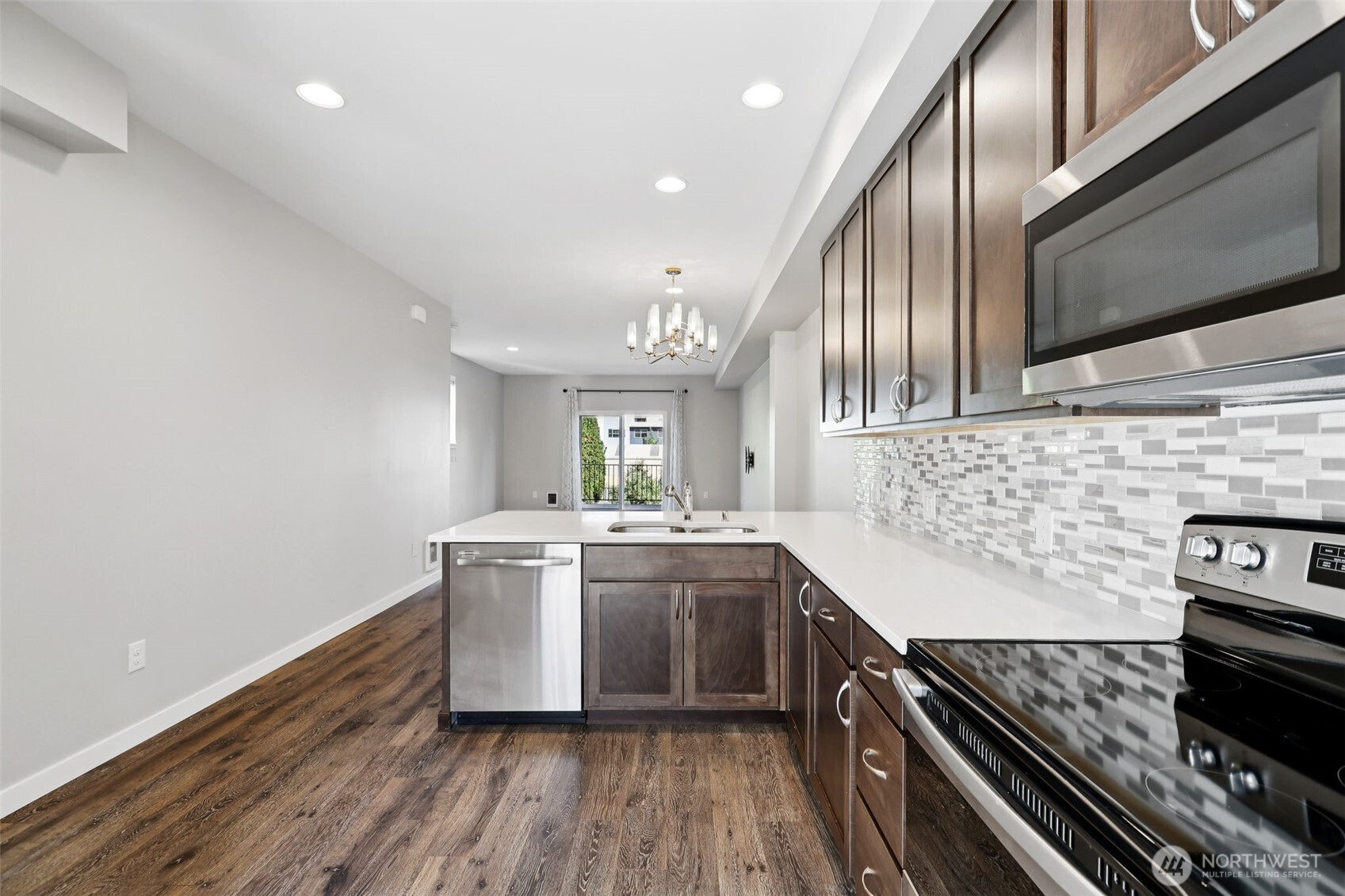 19403 7th Avenue West, Unit C1 Lynnwood, WA 98036 - Photo 19 of 40