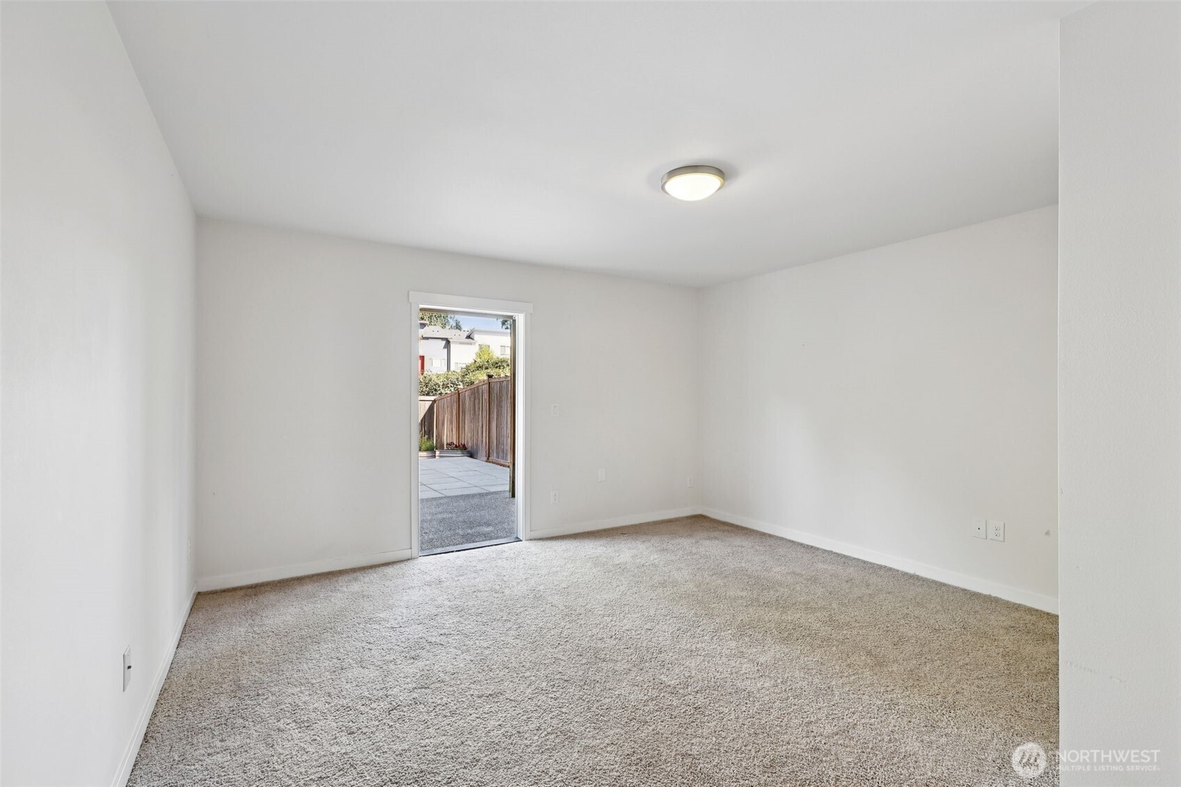 19403 7th Avenue West, Unit C1 Lynnwood, WA 98036 - Photo 34 of 40