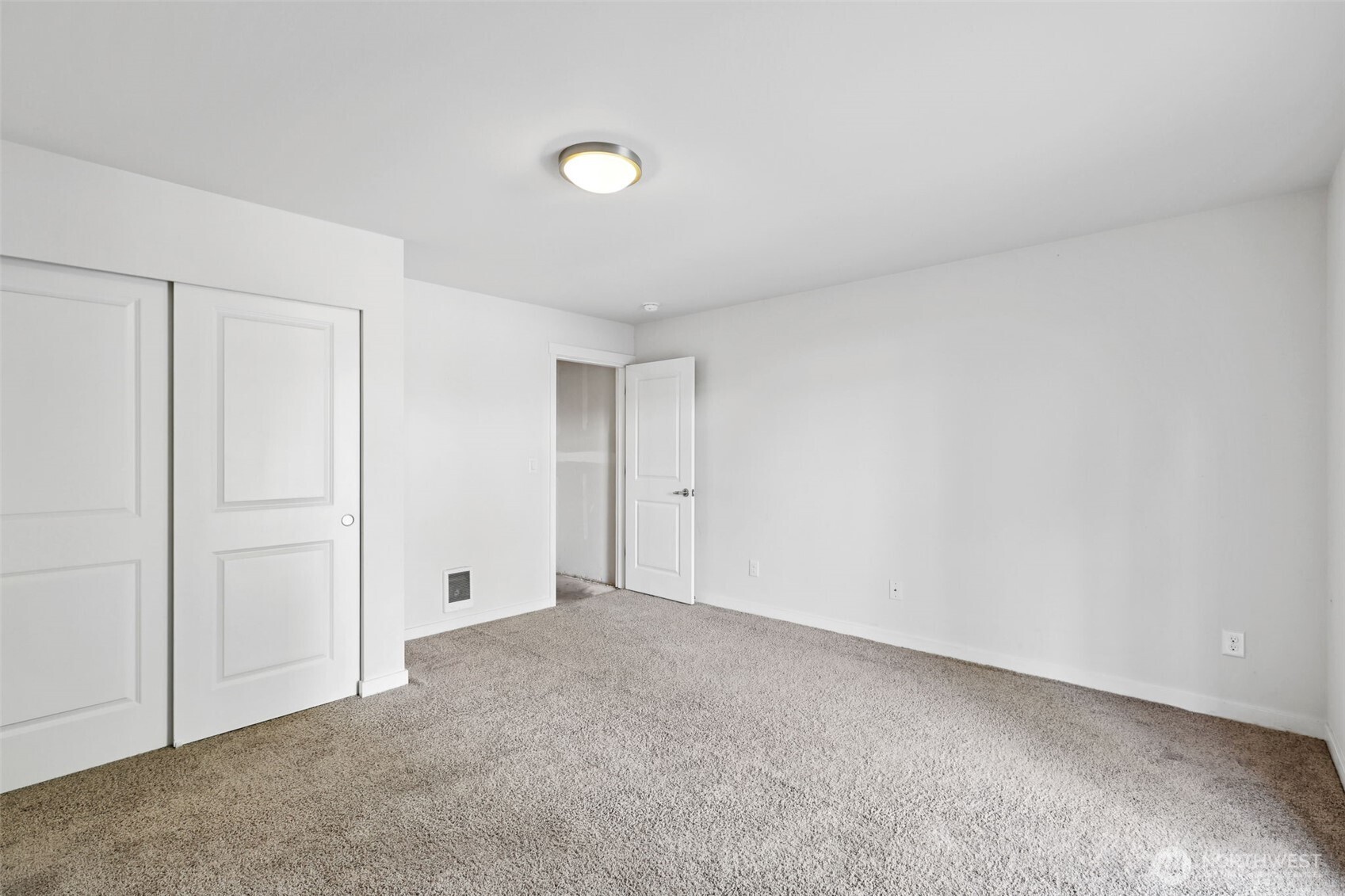 19403 7th Avenue West, Unit C1 Lynnwood, WA 98036 - Photo 35 of 40