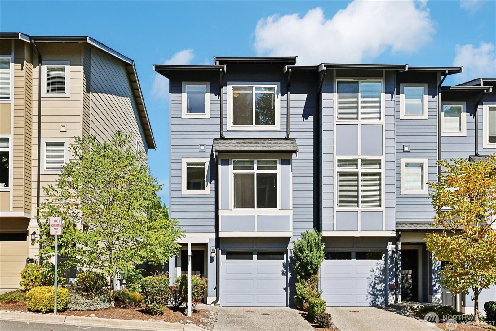 19403 7th Avenue West, Unit C1 Lynnwood, WA 98036 - Photo 40 of 40 front view of a house