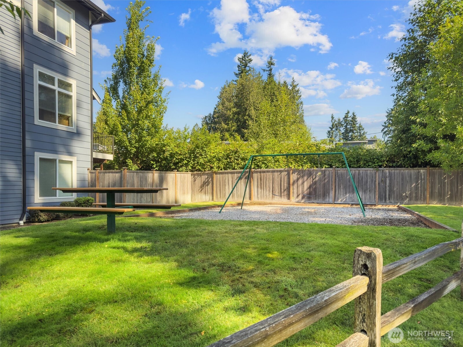 19403 7th Avenue West, Unit C1 Lynnwood, WA 98036 - Photo 4 of 40