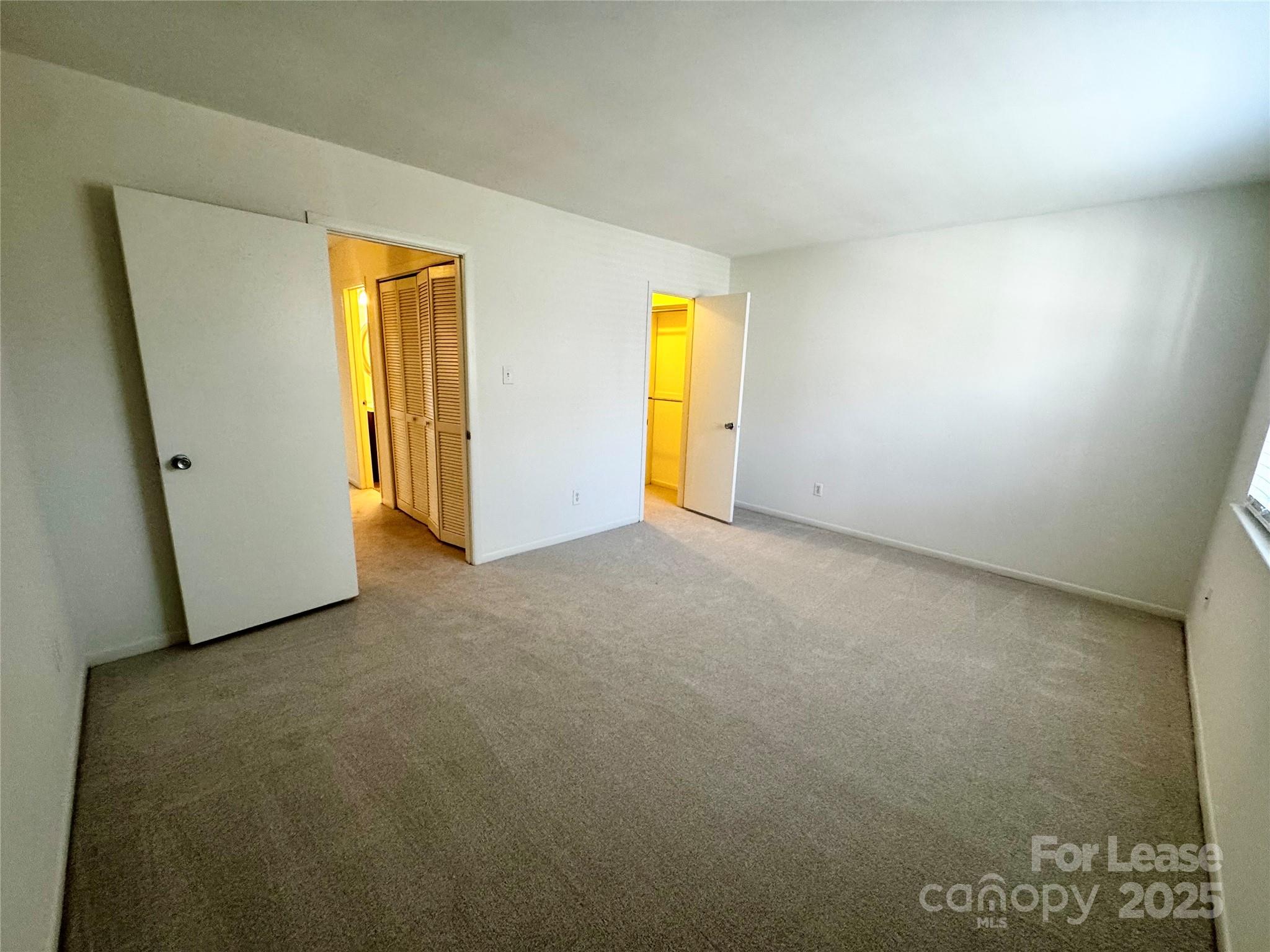 6102 Heath Ridge Court Charlotte, NC 28210 - Photo 15 of 23 a view of empty room