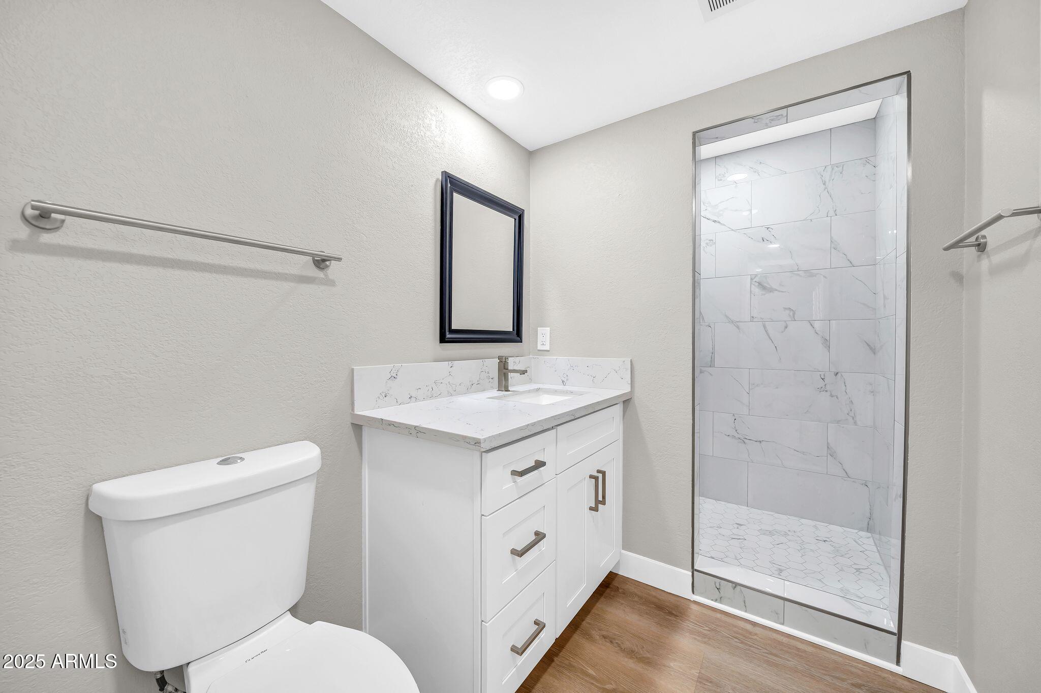 1214 East Butler Drive Phoenix, AZ 85020 - Photo 18 of 49 1214 E Butler Dr-19