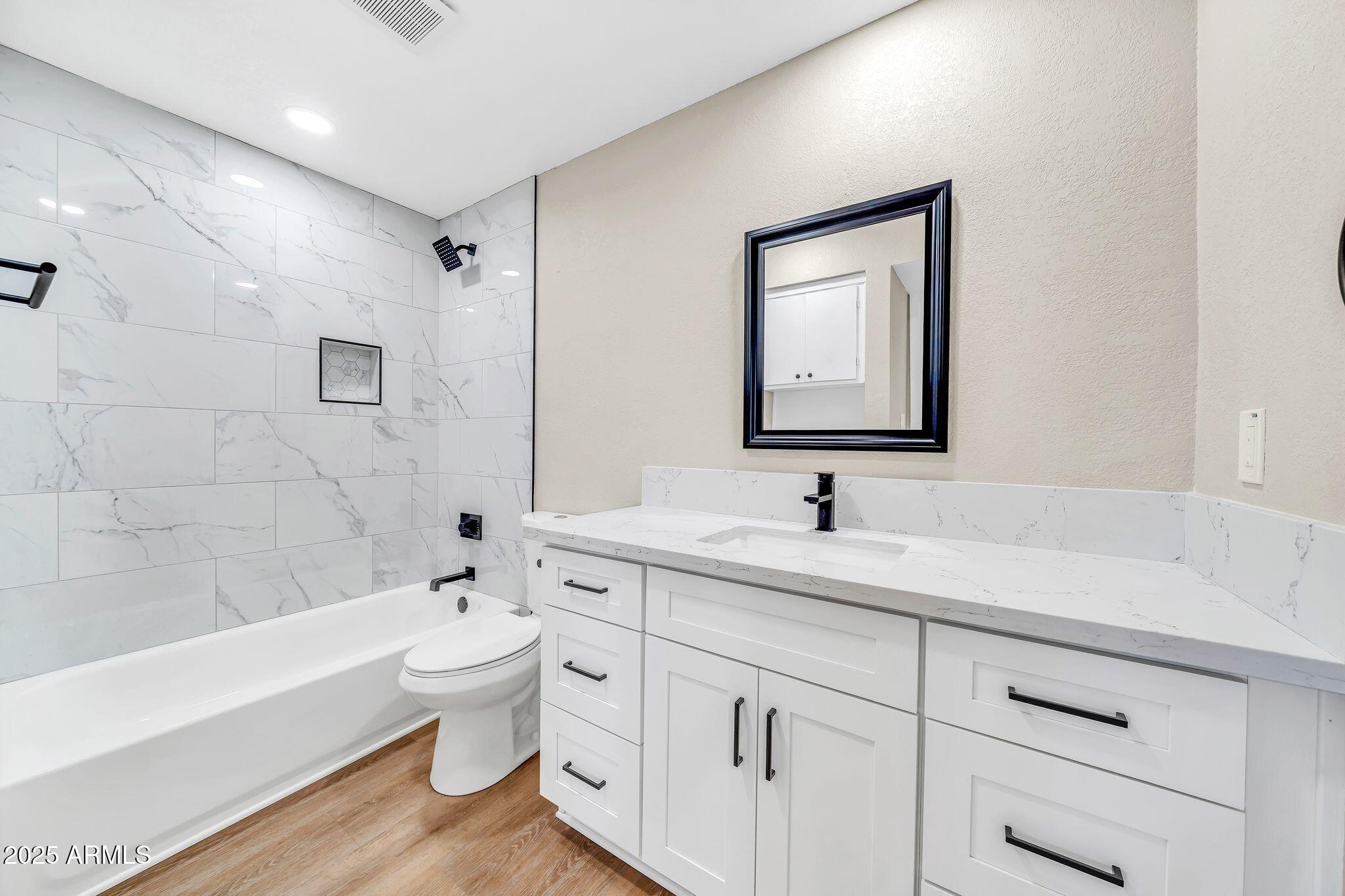 1214 East Butler Drive Phoenix, AZ 85020 - Photo 29 of 49 1214 E Butler Dr-27