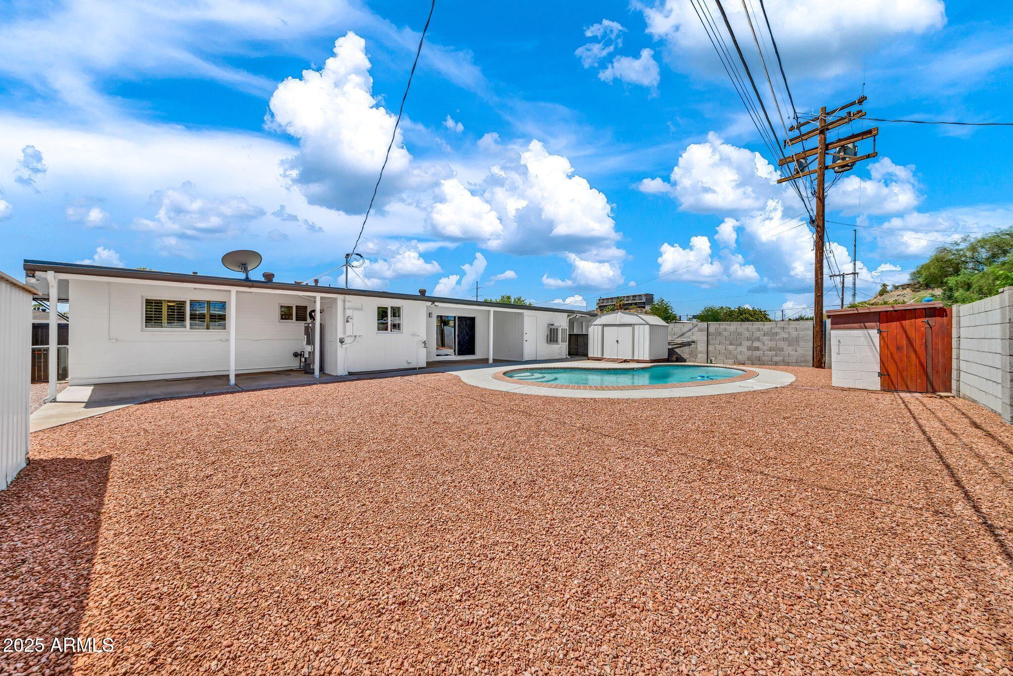 1214 East Butler Drive Phoenix, AZ 85020 - Photo 33 of 49 1214 E Butler Dr-36