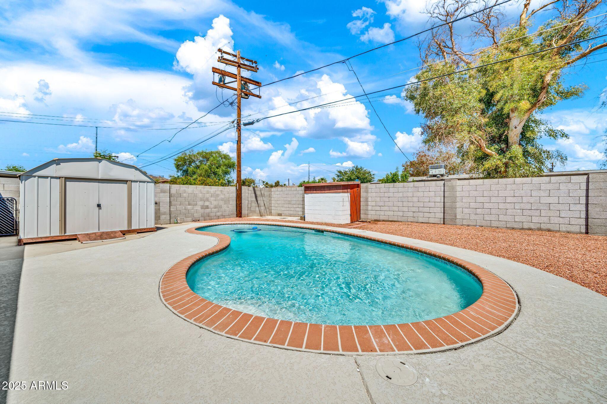 1214 East Butler Drive Phoenix, AZ 85020 - Photo 40 of 49 1214 E Butler Dr-43