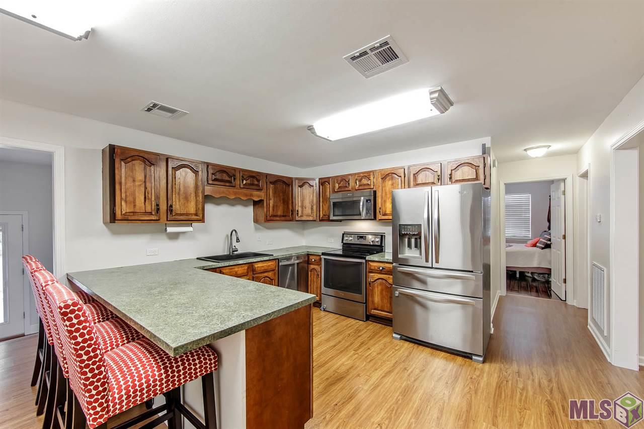 4257 Highway 1 Raceland, LA 70394 - Photo 6 of 12 Kitchen
