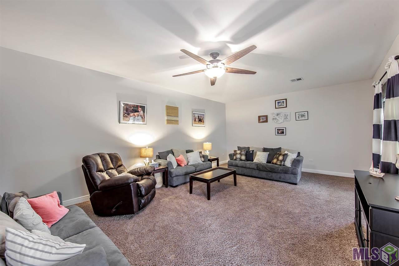 4257 Highway 1 Raceland, LA 70394 - Photo 7 of 12 Great room