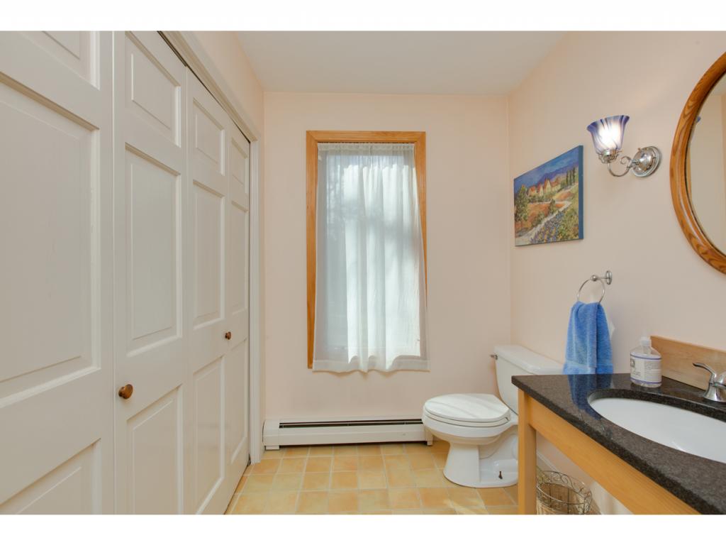 319 Boston Post Road Amherst, NH 03031 - Photo 13 of 30