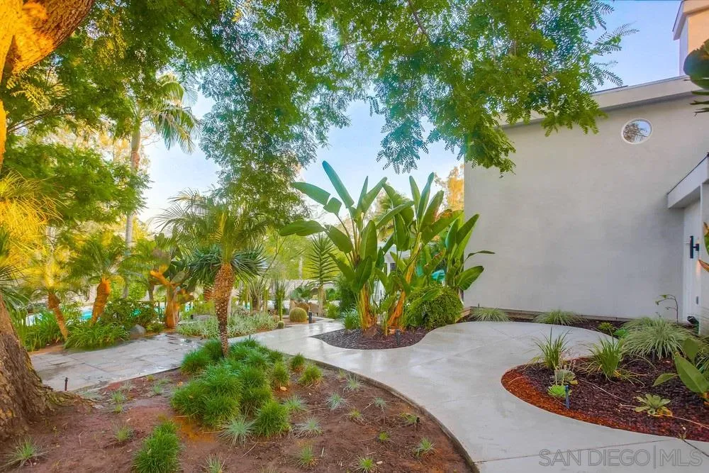 458 Avenida Adobe Escondido, CA 92029 - Photo 45 of 59