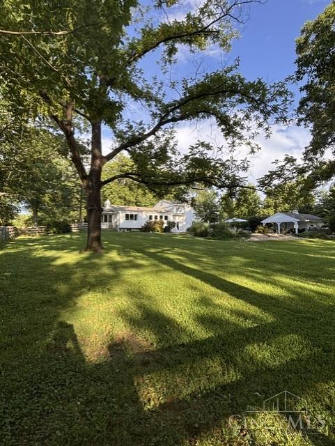 5025 Drake Road Cincinnati, OH 45243 - Photo 8 of 21