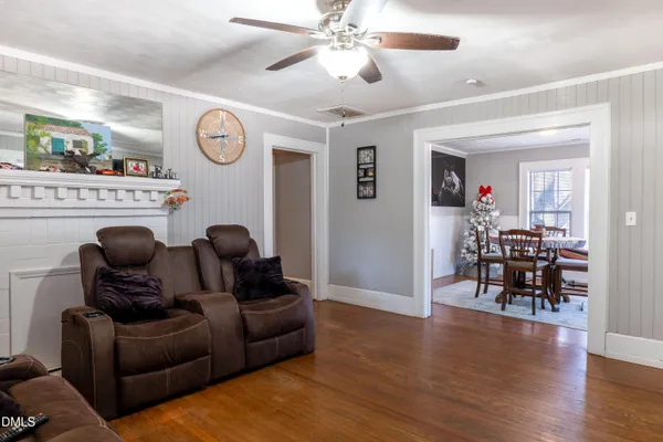 $230,000 | 807 North Pollock Street, Selma, NC 27576