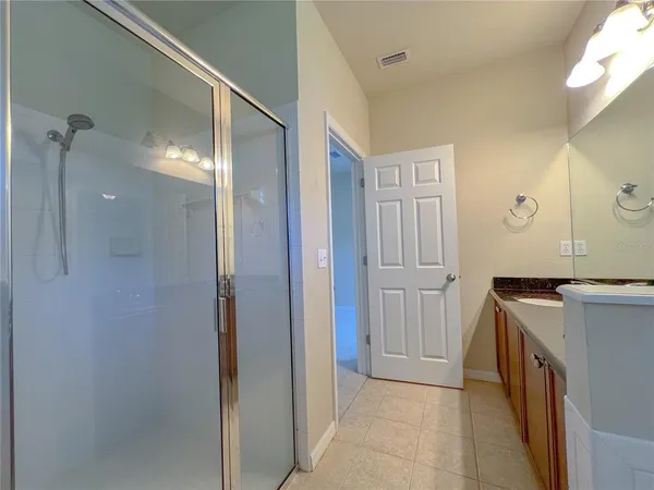 $2,300 | 8166 Southwest 74th Lane, Gainesville, FL 32608