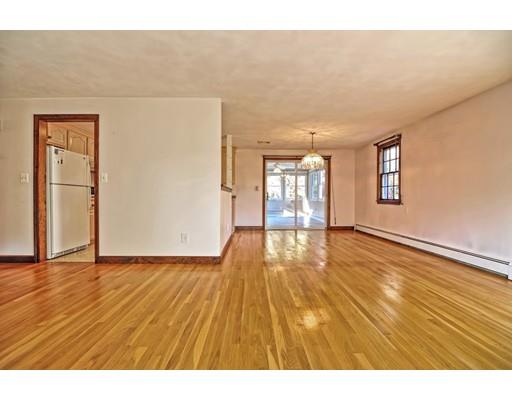 9 Stonybrook Road Walpole, MA 02071 - Photo 14 of 28