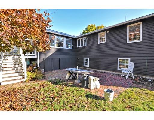 9 Stonybrook Road Walpole, MA 02071 - Photo 3 of 28