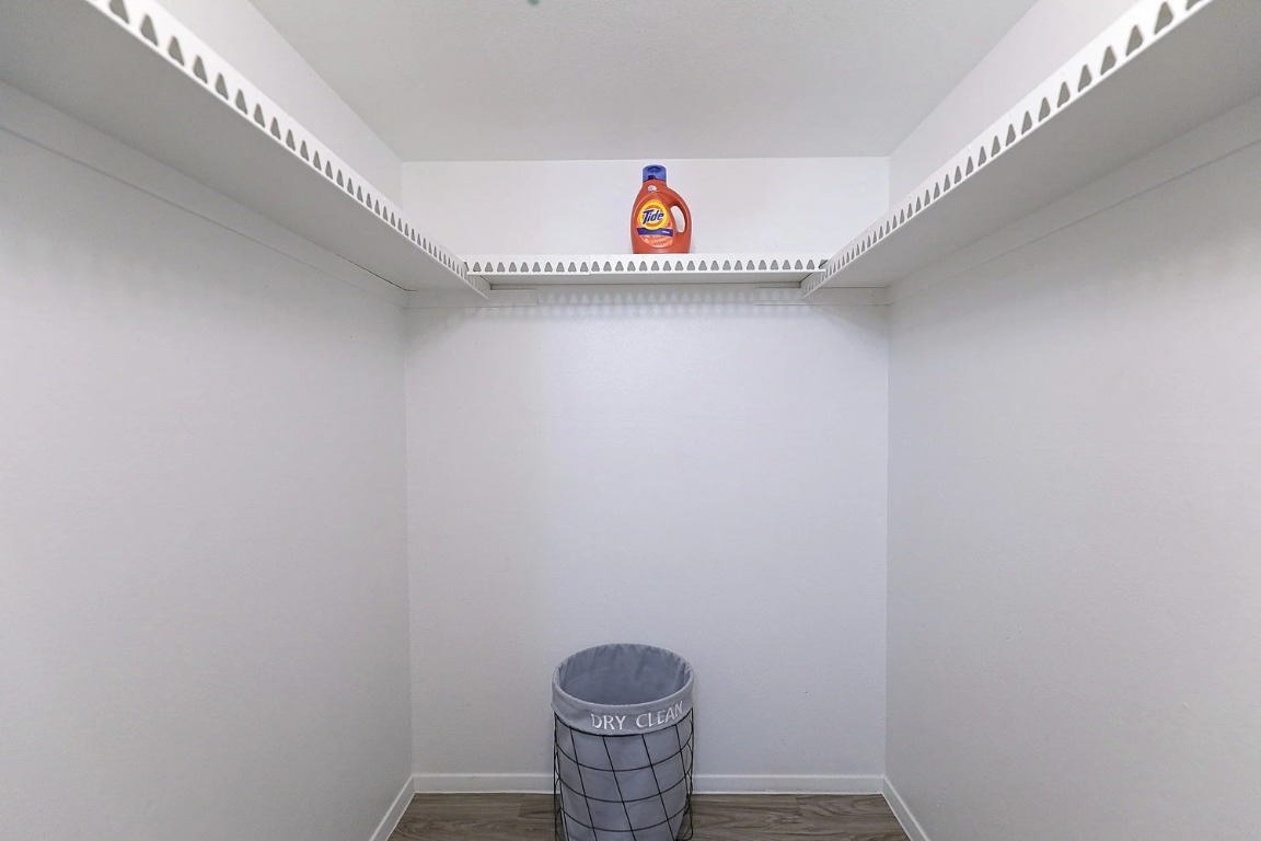 8100 North Mopac Expressway, Unit 5122 Austin, TX 78759 - Photo 17 of 28 a close up of a pot