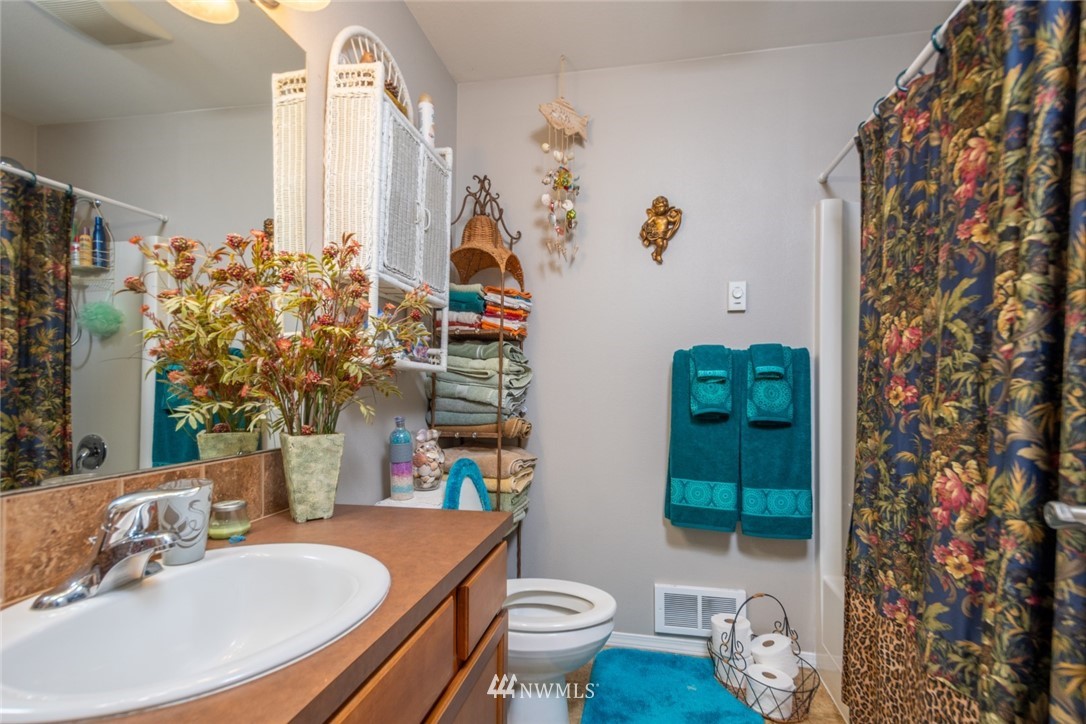 42 Southwest 9th Street Chehalis, WA 98532 - Photo 6 of 13 Gallery Image 6