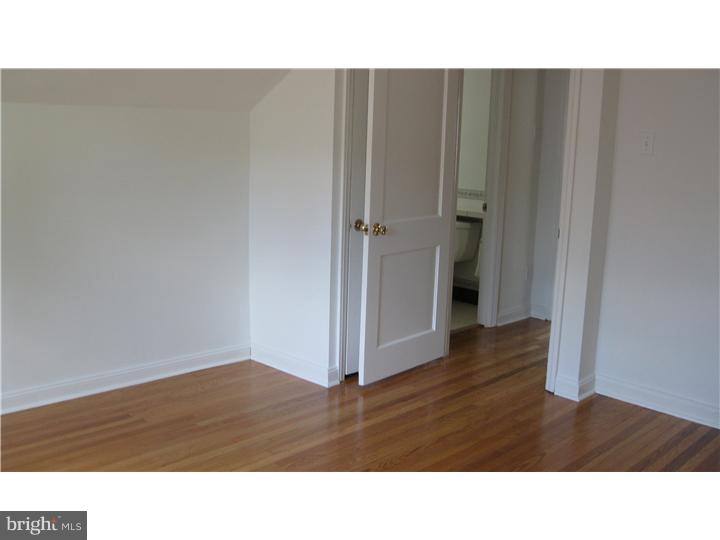 232 Wayne Avenue Springfield, PA 19064 - Photo 10 of 16