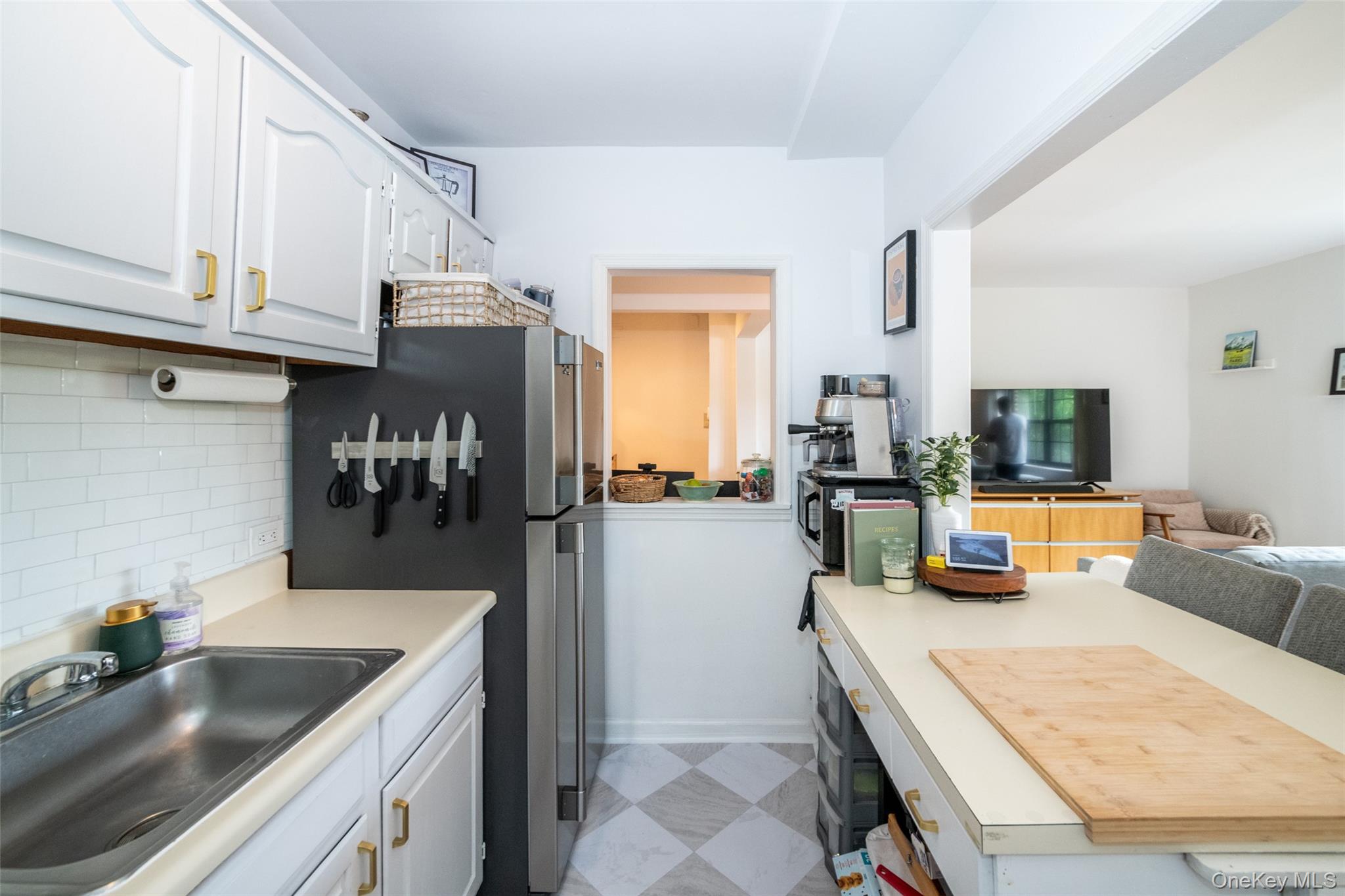 1456 Boston Post Road Larchmont, NY 10538 - Photo 8 of 8
