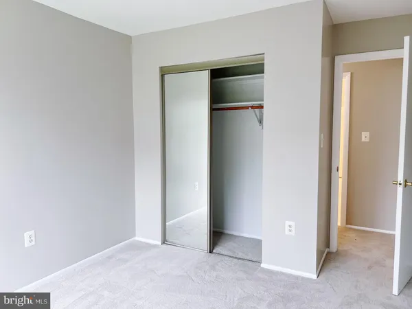 $2,150 | 8141 Needwood Road, Unit 102, Derwood, MD 20855