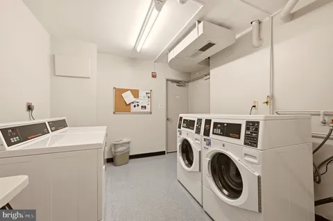 $369,000 | 801 North Pitt Street, Unit 1601, Alexandria, VA 22314