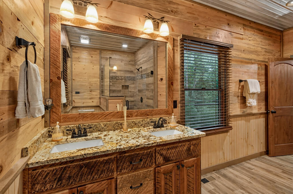 50 Broken Arrow Path Blue Ridge, GA 30513 - Photo 37 of 98 Gallery Image 37
