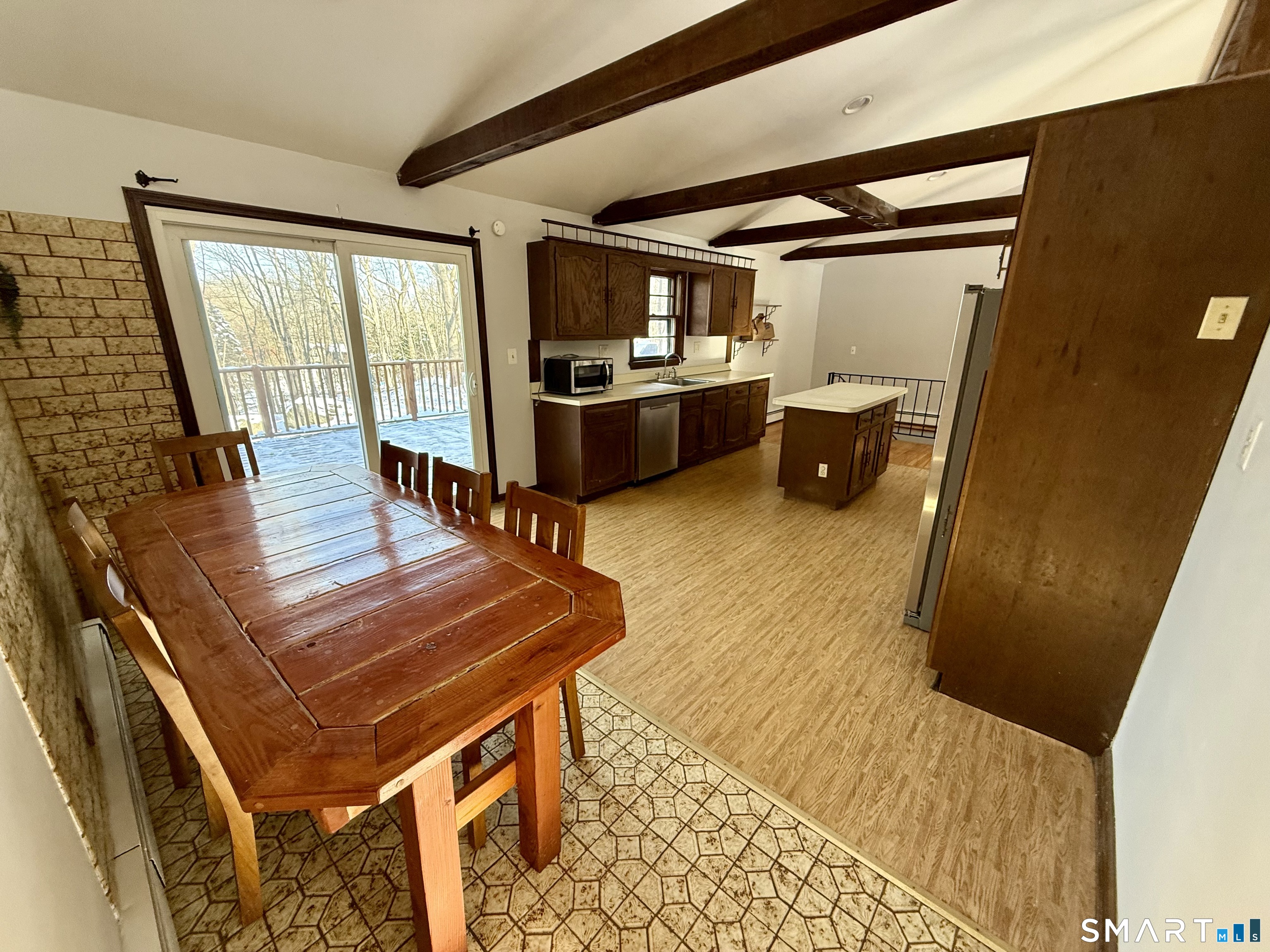 27 White Oak Road Shelton, CT 06484 - Photo 12 of 29