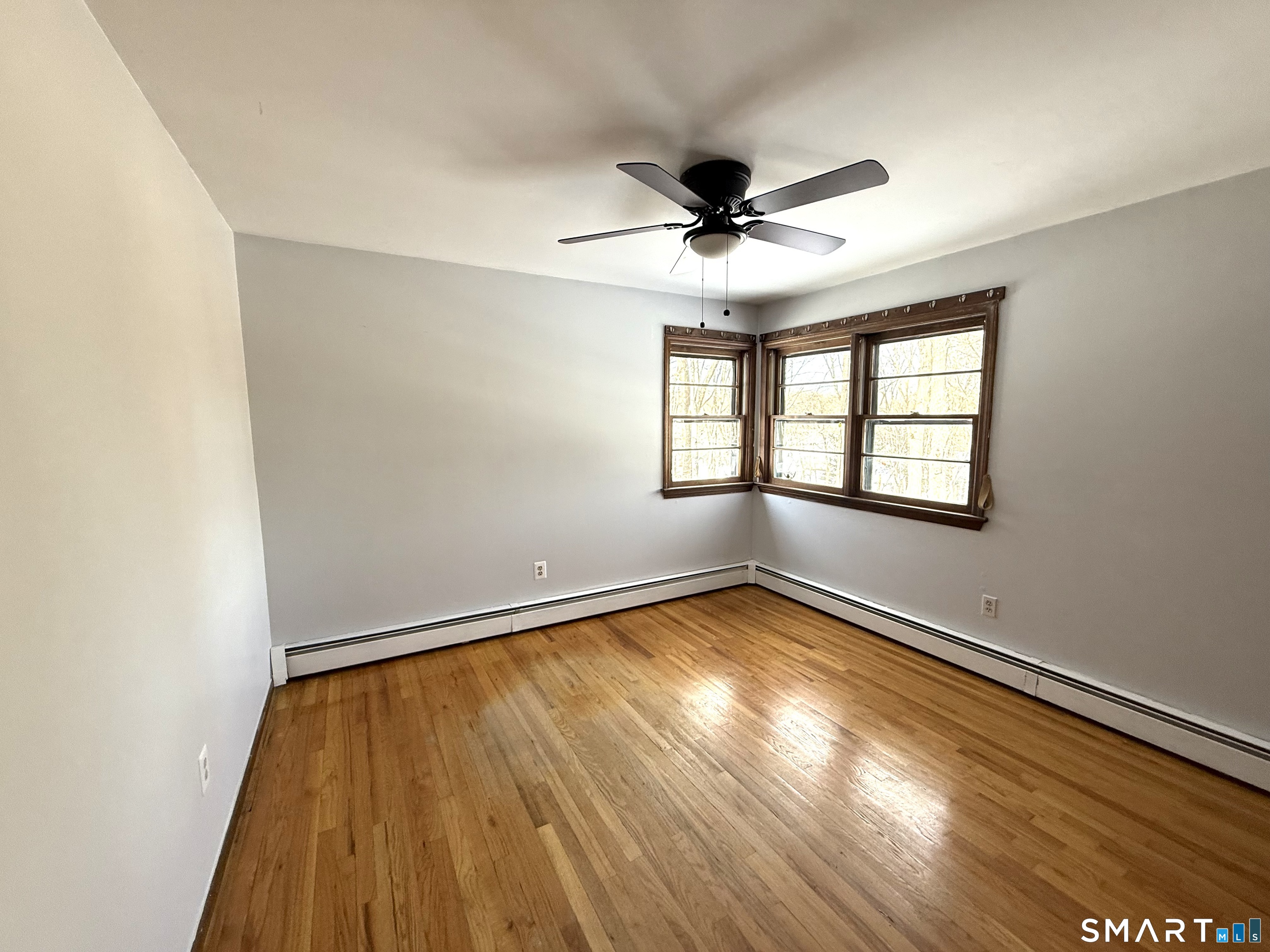 27 White Oak Road Shelton, CT 06484 - Photo 17 of 29