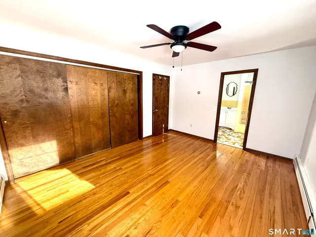 $2,900 | 27 White Oak Road, Shelton, CT 06484