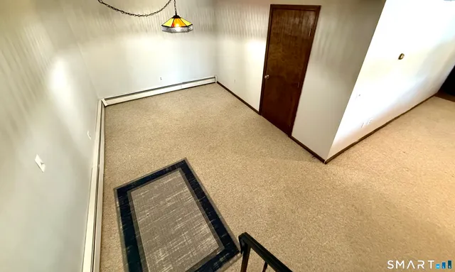 $2,900 | 27 White Oak Road, Shelton, CT 06484