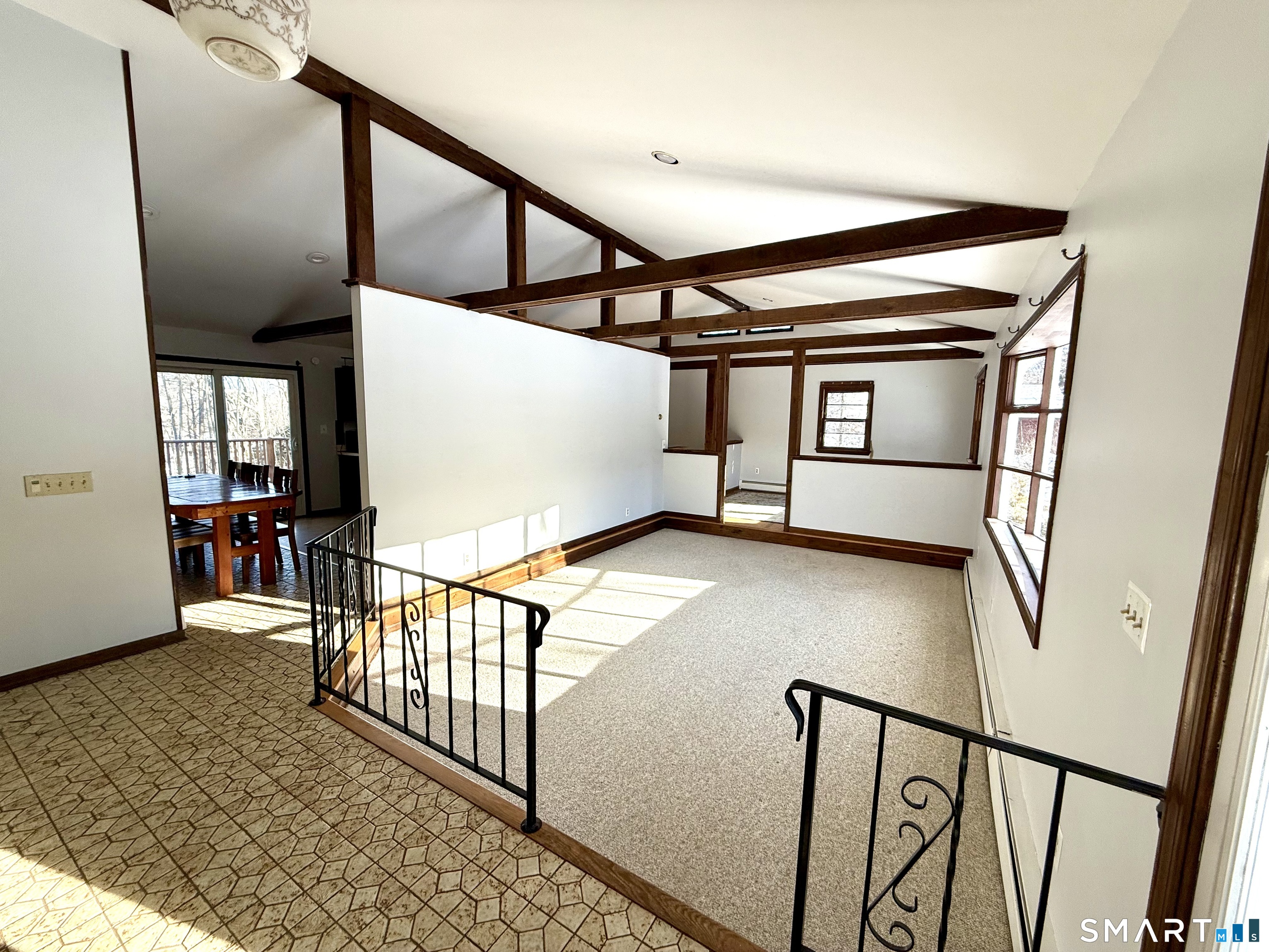 27 White Oak Road Shelton, CT 06484 - Photo 7 of 29