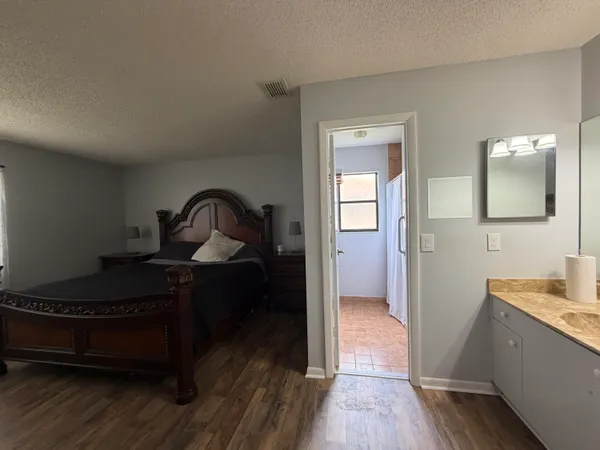 $2,450 | 202 Southwest Holden Terrace, Port St. Lucie, FL 34984