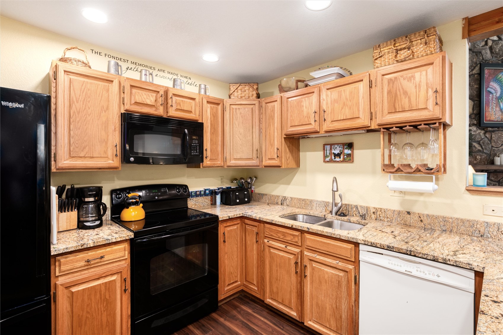 89410 Ryan Gulch Road, Unit 408 Silverthorne, CO 80498 - Photo 15 of 36