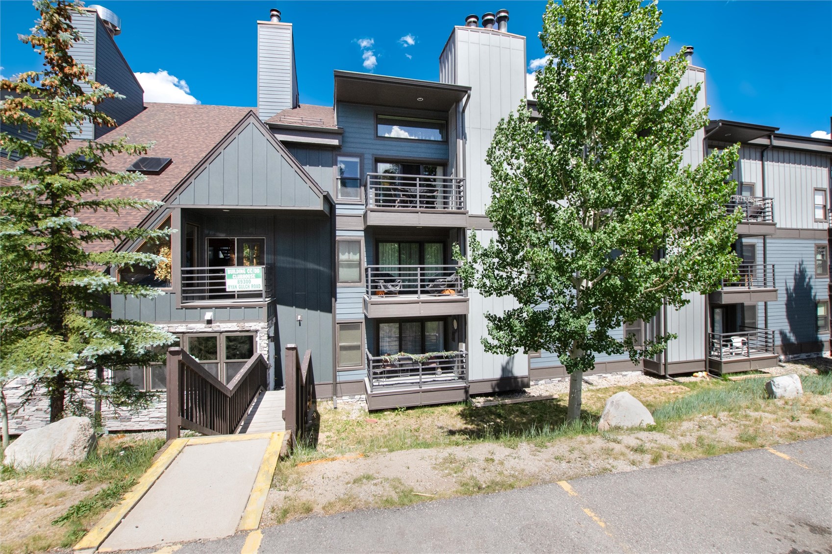 89410 Ryan Gulch Road, Unit 408 Silverthorne, CO 80498 - Photo 31 of 36