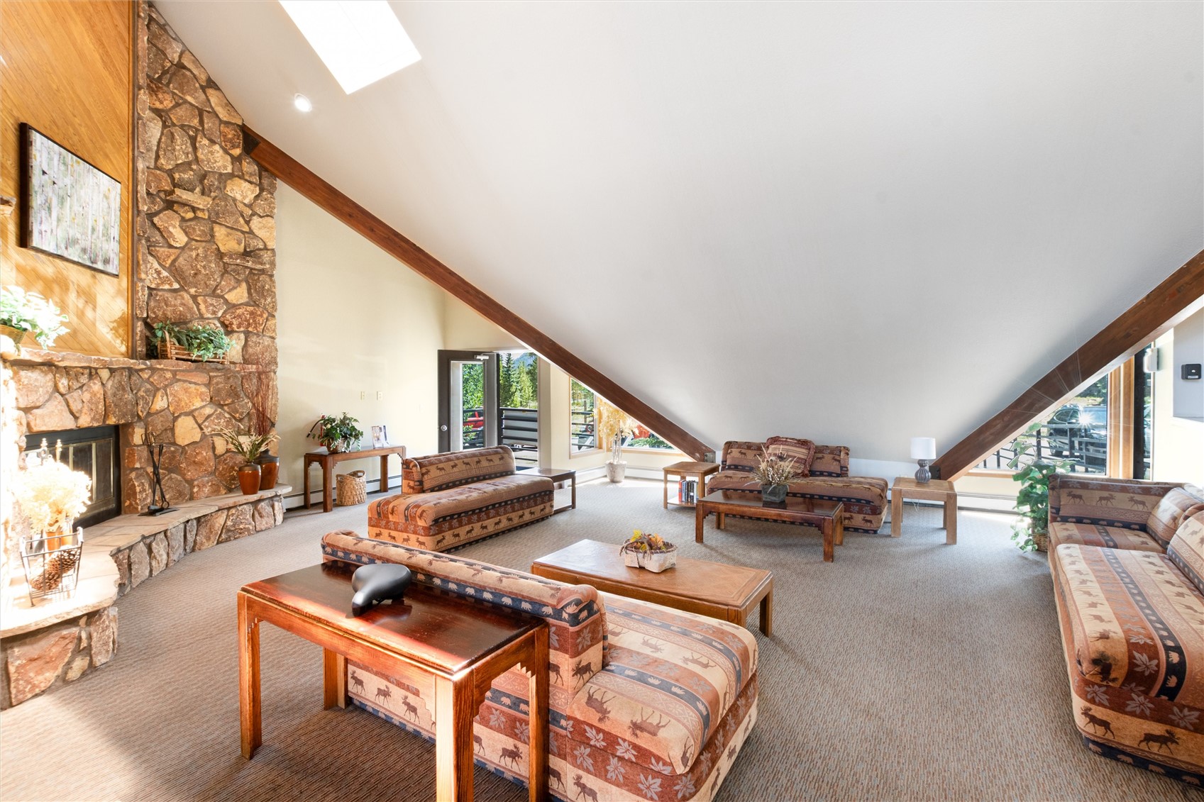 89410 Ryan Gulch Road, Unit 408 Silverthorne, CO 80498 - Photo 35 of 36