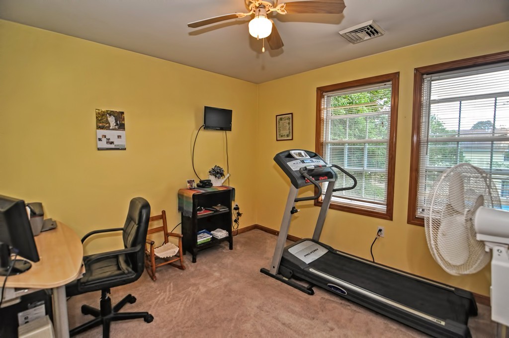 477 Dickinson Street Fall River, MA 02721 - Photo 26 of 28 Gallery Image 26