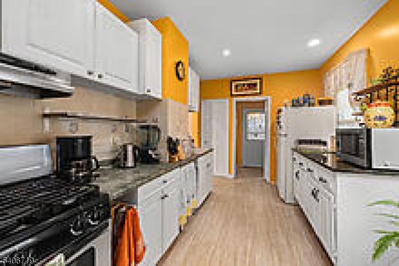 85 Union Avenue Paterson, NJ 07502 - Photo 11 of 46