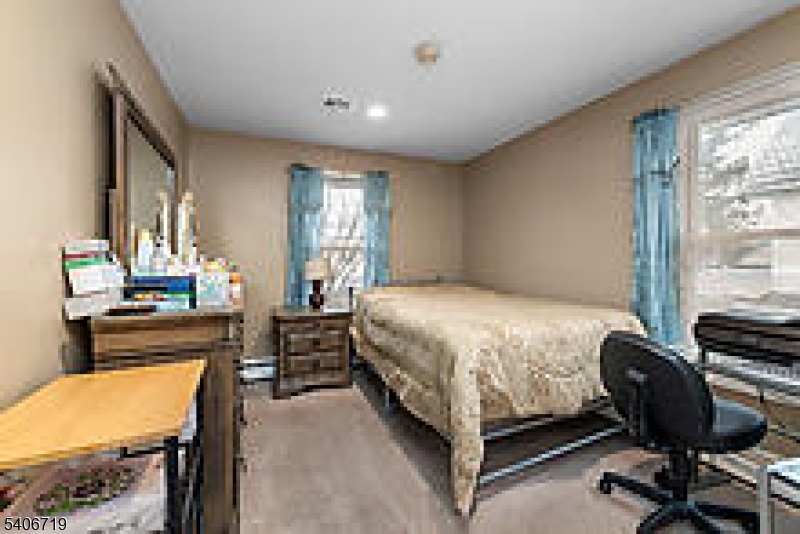 85 Union Avenue Paterson, NJ 07502 - Photo 14 of 46