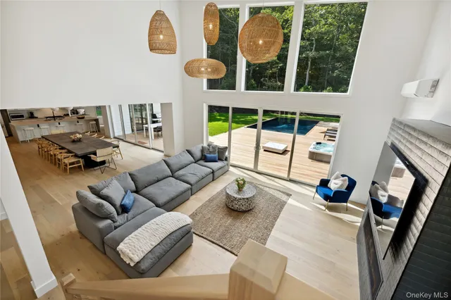 $4,995,000 | 19 Elm Lane, Montauk, NY 11954