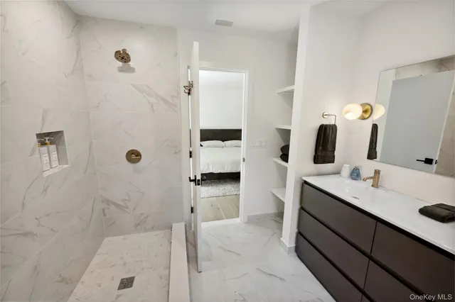 $4,995,000 | 19 Elm Lane, Montauk, NY 11954