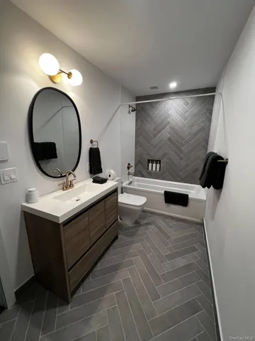 $4,995,000 | 19 Elm Lane, Montauk, NY 11954