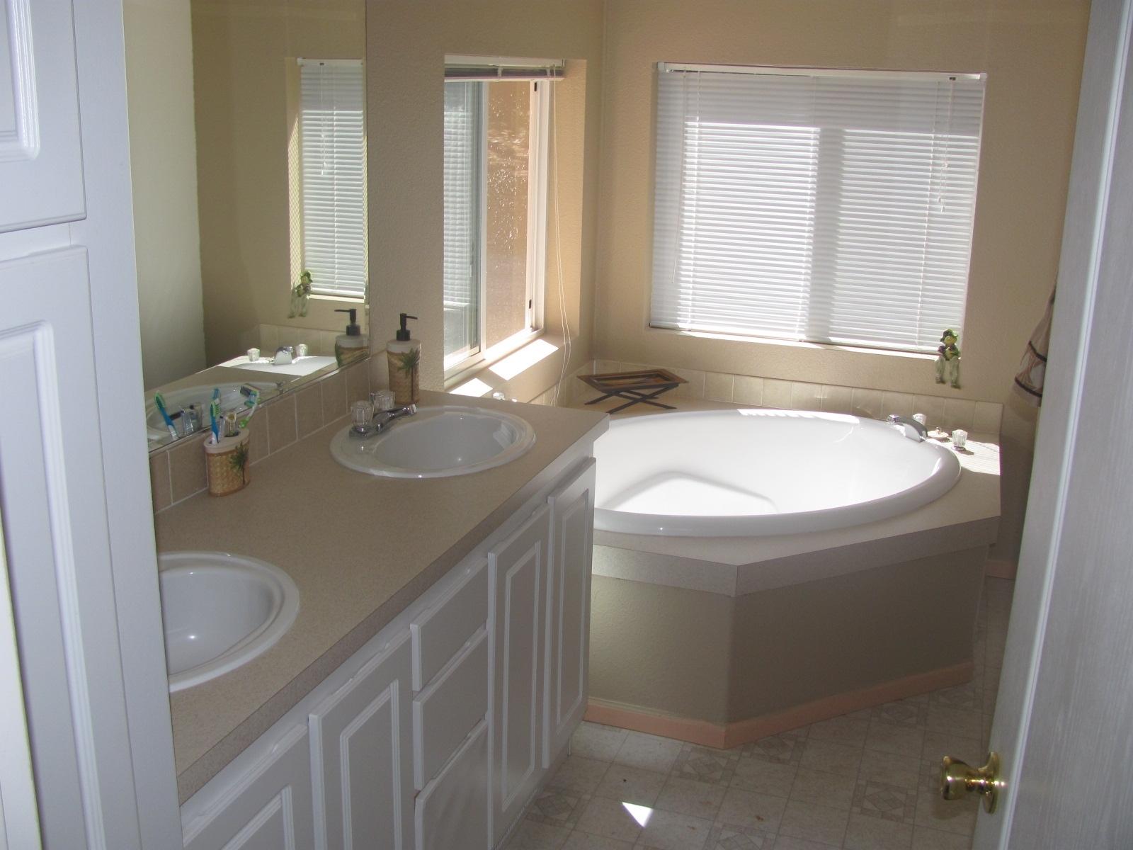 34515 Westward Ho Road Shingletown, CA 96088 - Photo 11 of 26 master bath