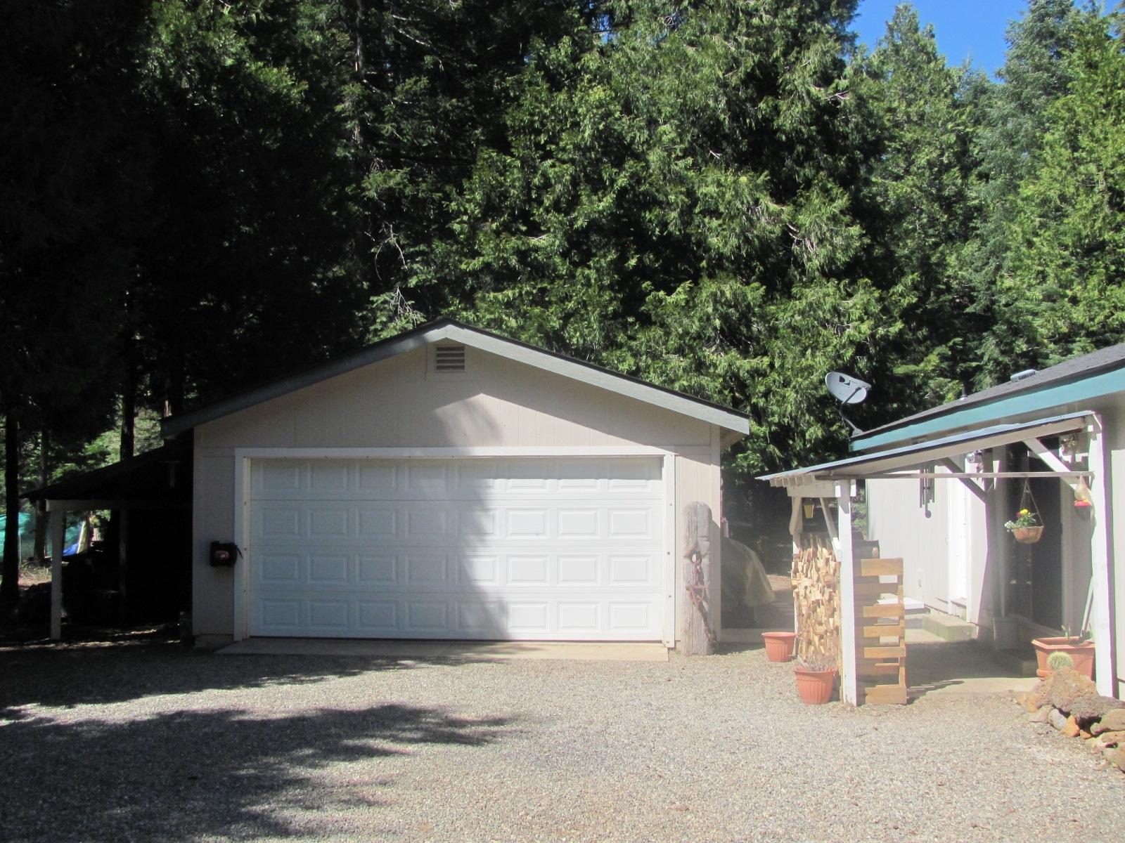 34515 Westward Ho Road Shingletown, CA 96088 - Photo 18 of 26 garage
